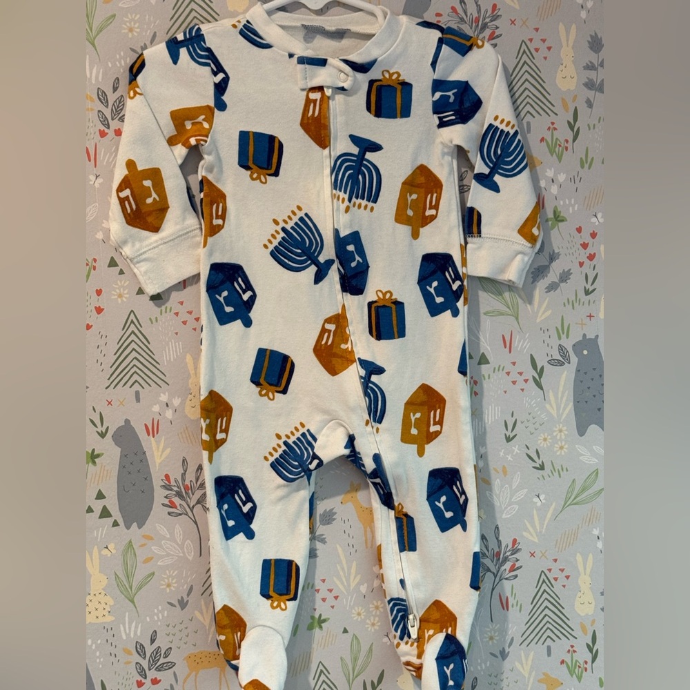 Carter’s 6-9 Month Double Zip Footie Hanukkah Pajamas - Picture 12 of 12